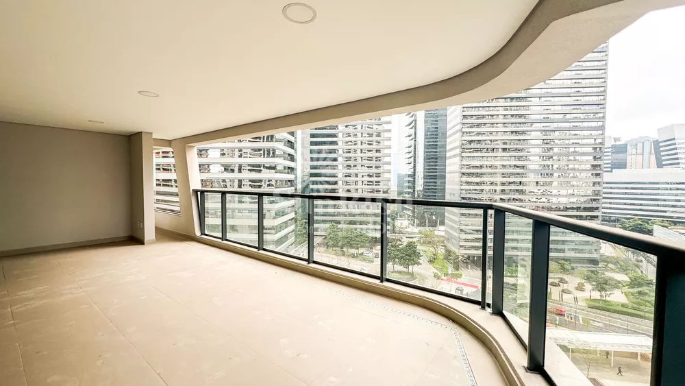 Apartamento, 3 quartos, 196 m² - Foto 1