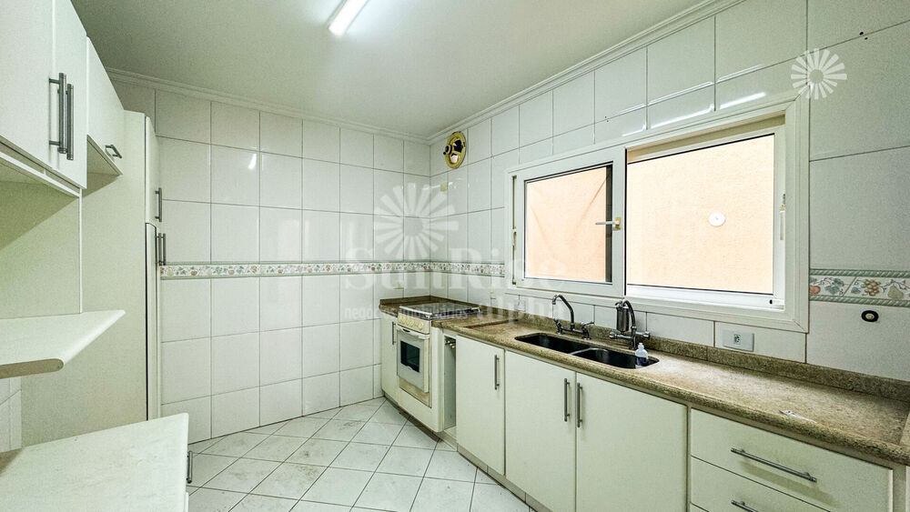 Casa, 4 quartos, 400 m² - Foto 1