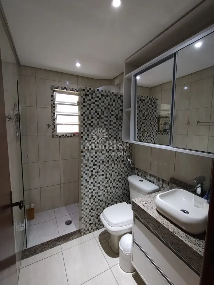 Casa, 3 quartos, 204 m² - Foto 6