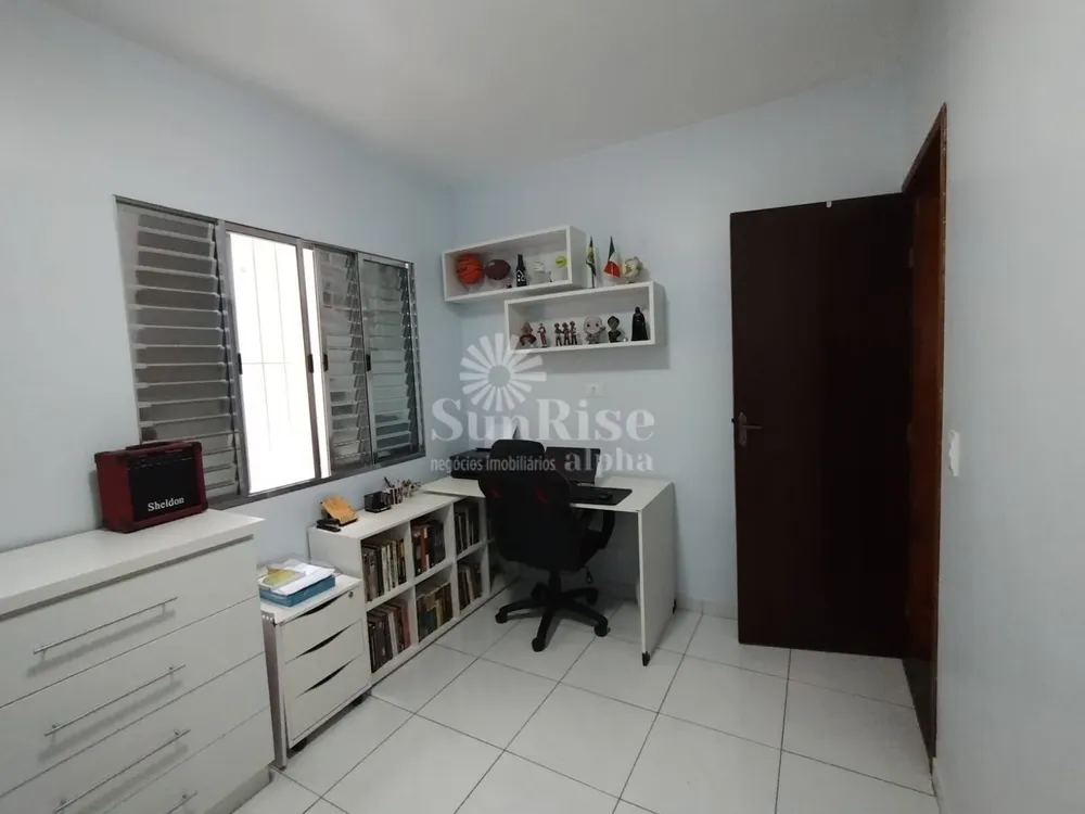 Casa, 3 quartos, 204 m² - Foto 3