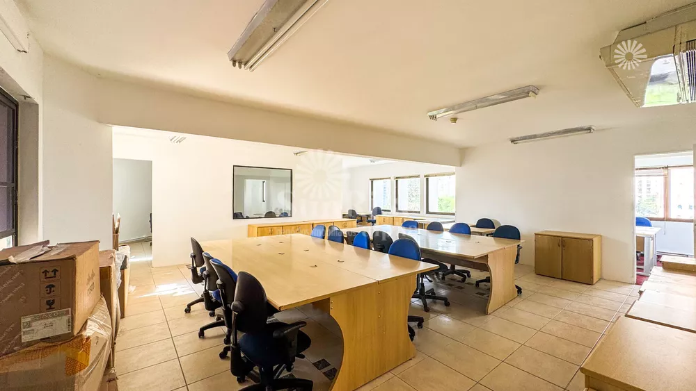 Sala-Conjunto, 300 m² - Foto 1
