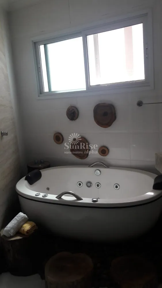 Casa, 4 quartos, 234 m² - Foto 13