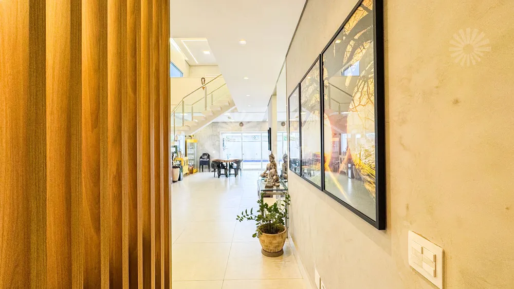 Sobrado, 3 quartos, 301 m² - Foto 2