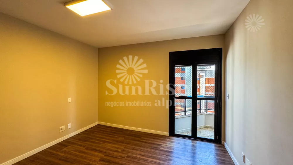 Apartamento para alugar com 3 quartos, 164m² - Foto 3