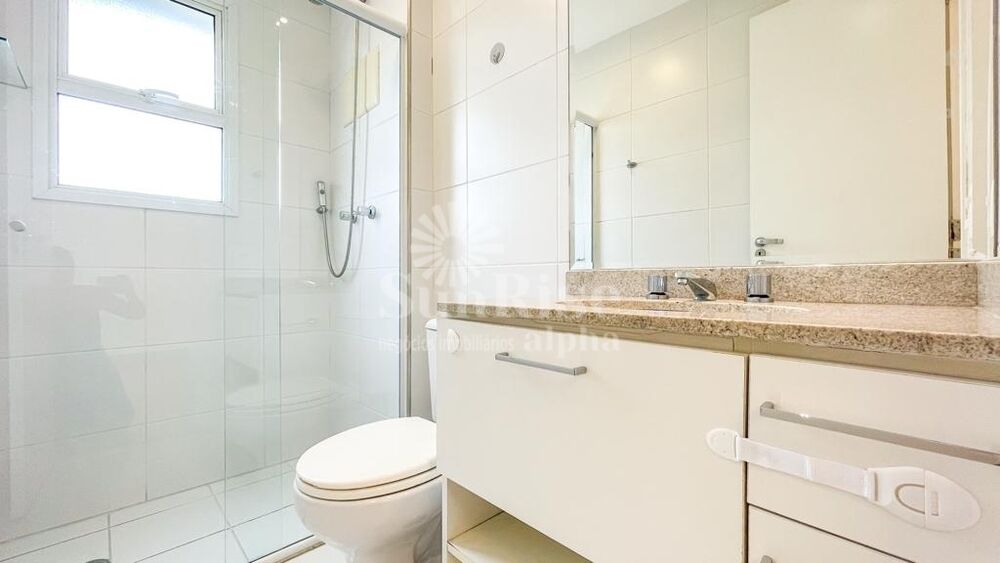 Apartamento para alugar com 3 quartos, 223m² - Foto 24