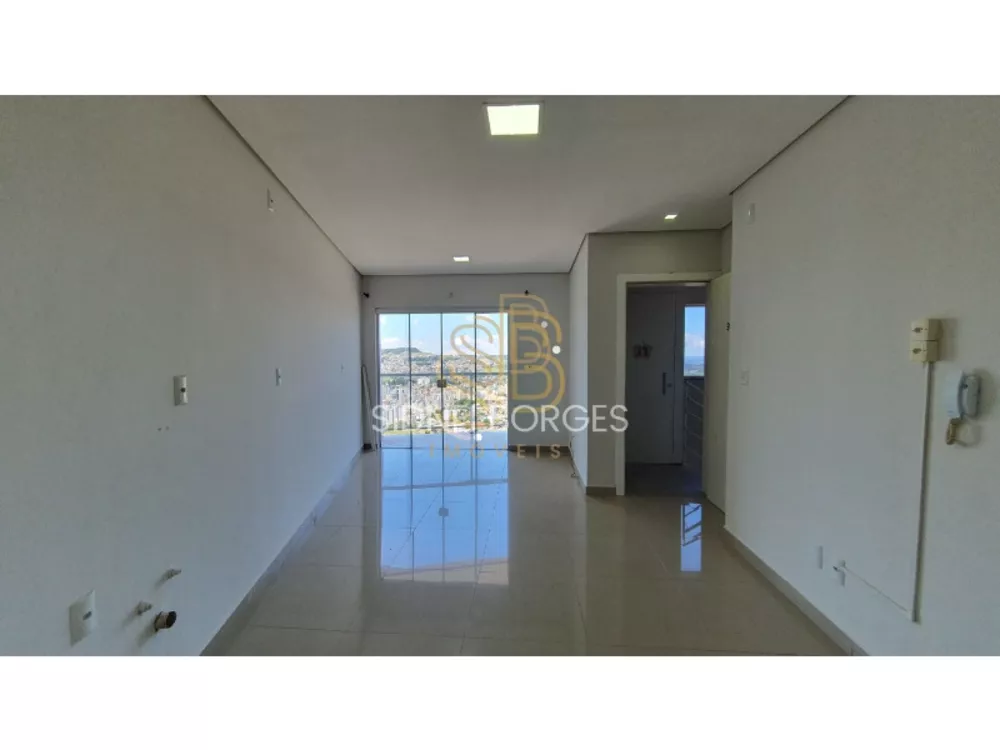 Apartamento à venda com 2 quartos, 77m² - Foto 3