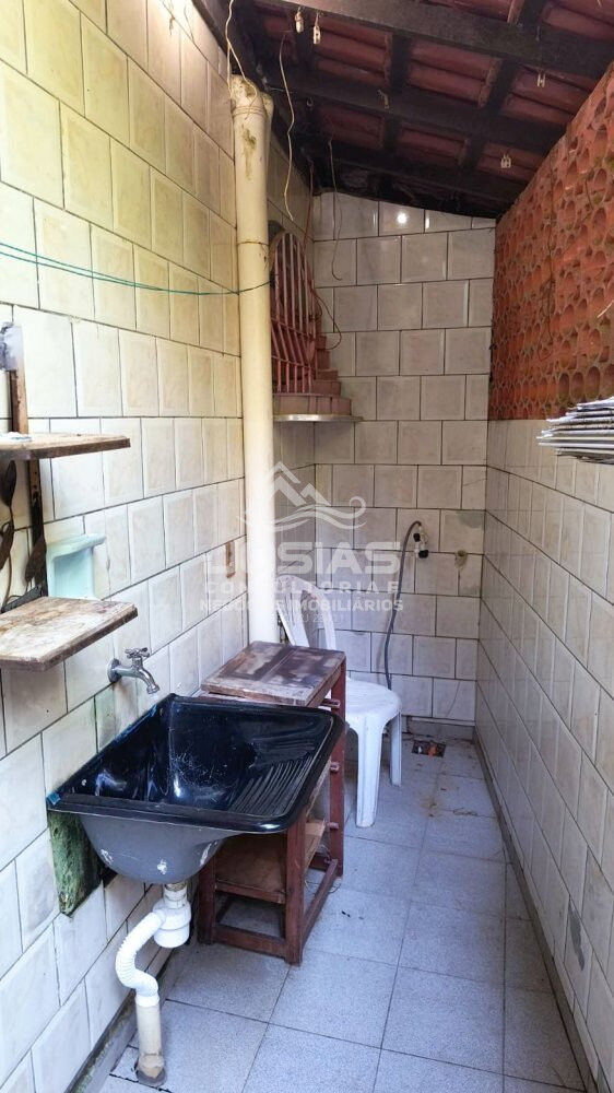 Casa à venda com 2 quartos, 40m² - Foto 8