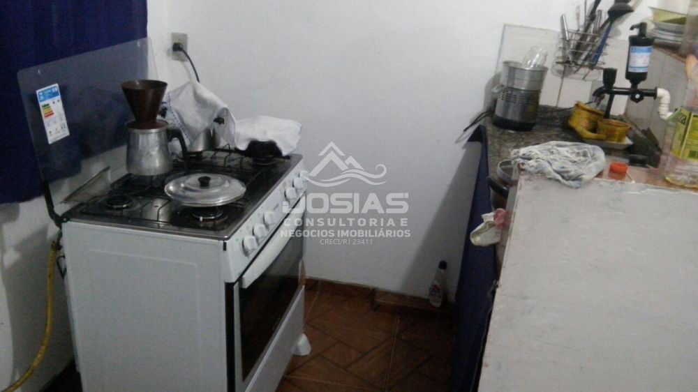 Casa à venda com 2 quartos, 600m² - Foto 7