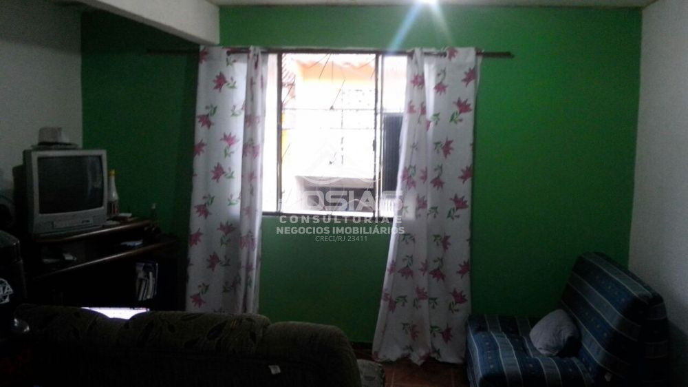 Casa à venda com 2 quartos, 600m² - Foto 2