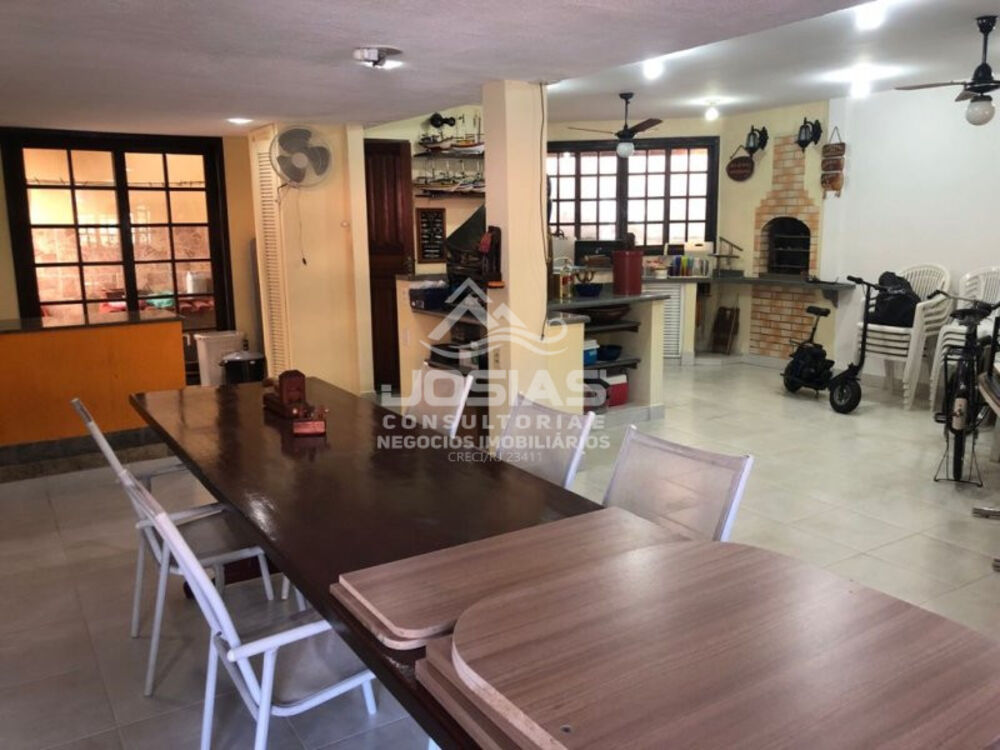 Casa para alugar com 4 quartos, 40m² - Foto 3