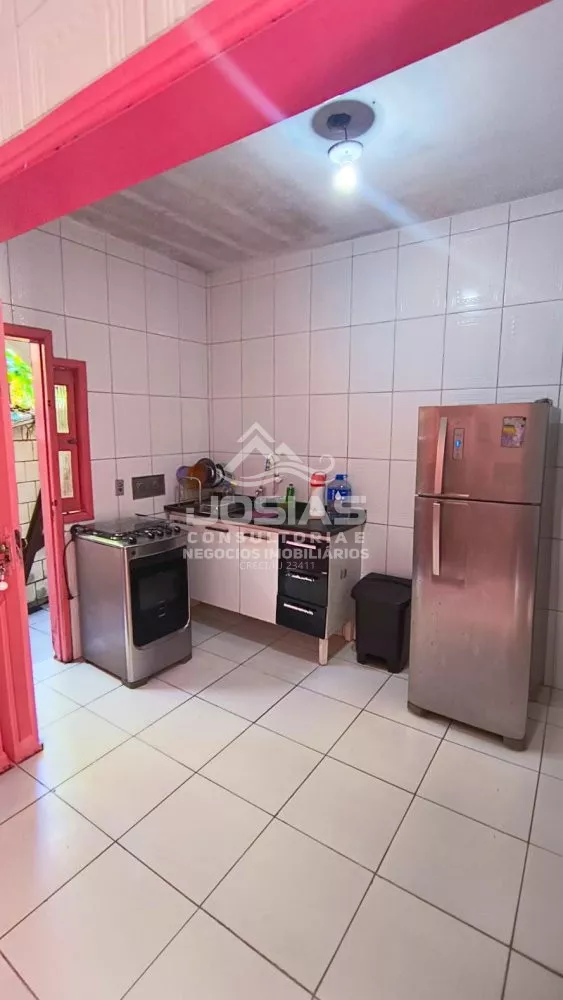 Casa, 2 quartos, 40 m² - Foto 1