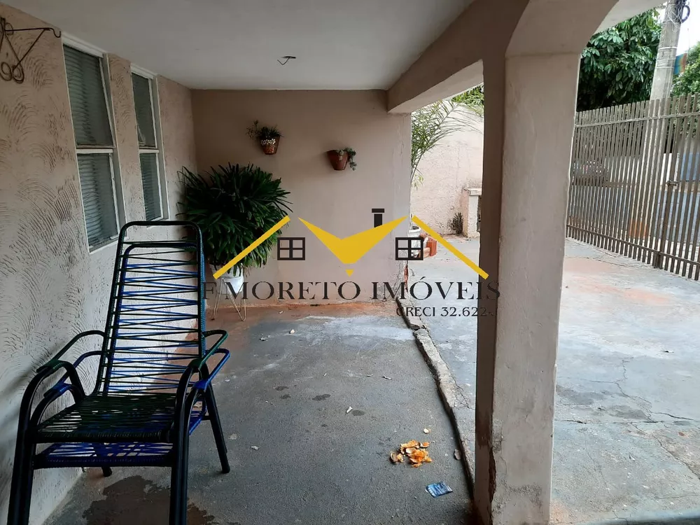 Casa, 2 quartos, 200 m² - Foto 1