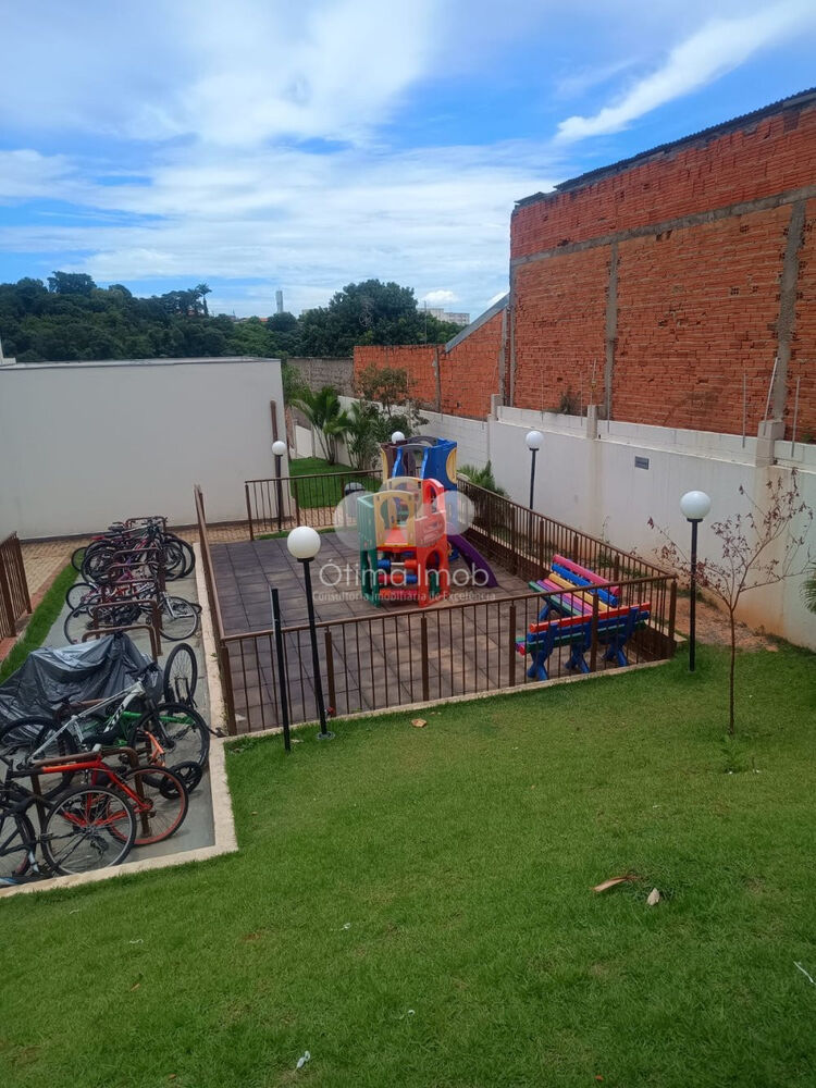 Apartamento para alugar com 2 quartos, 42m² - Foto 12