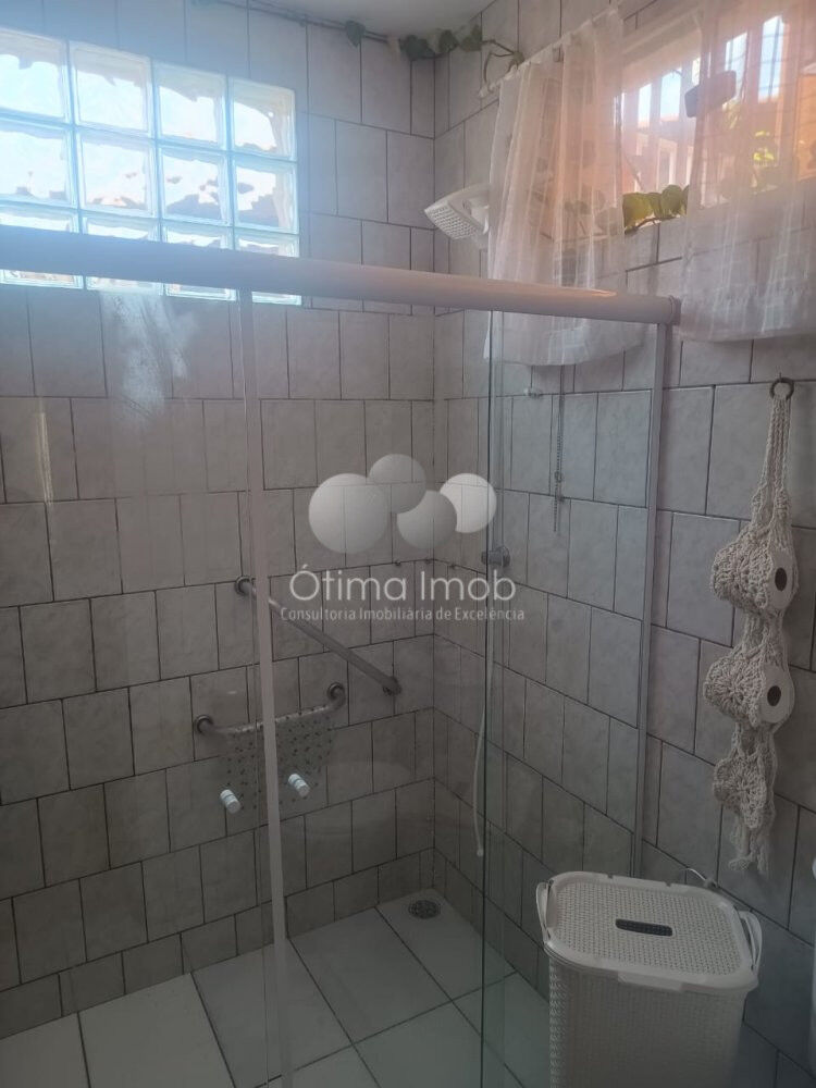 Casa, 5 quartos, 240 m² - Foto 2