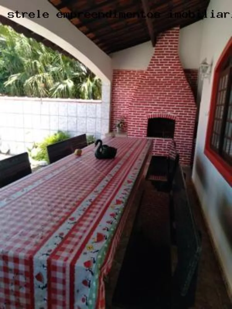 Sobrado, 5 quartos, 319 m² - Foto 1