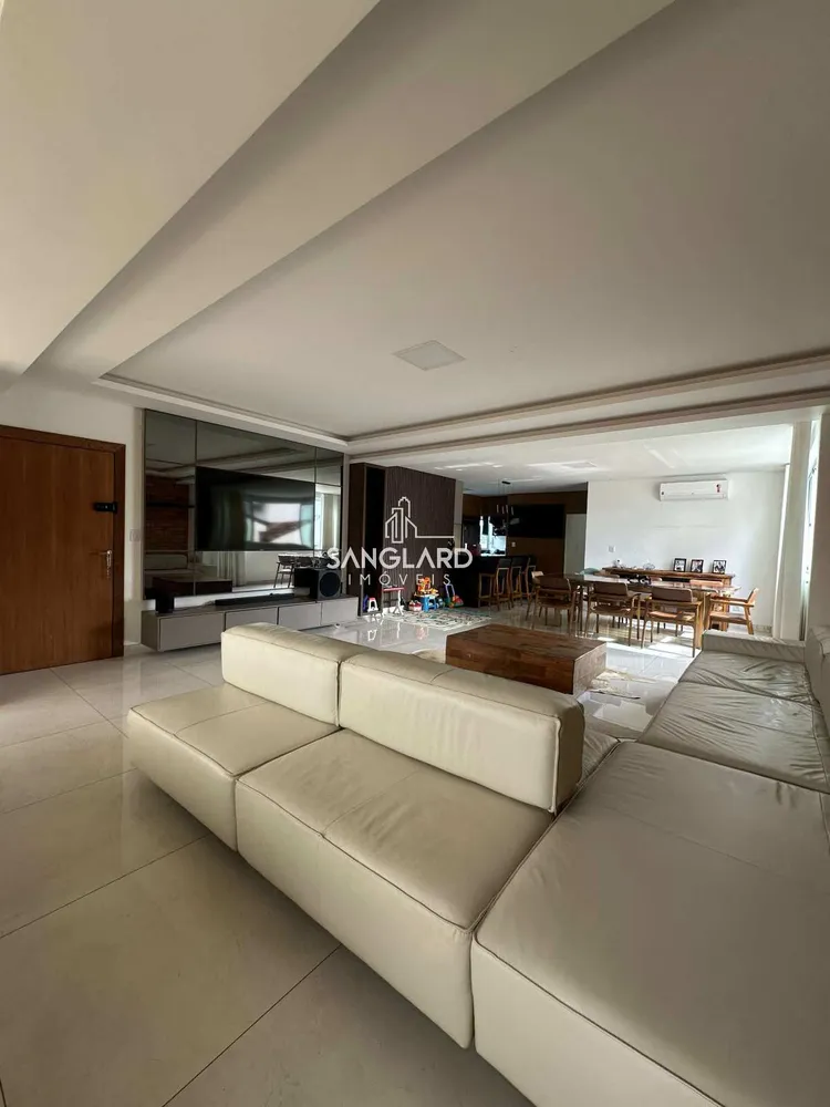 Apartamento, 3 quartos, 200 m² - Foto 2