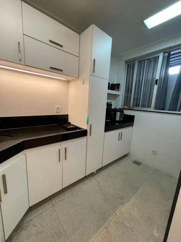 Apartamento à venda com 3 quartos, 115m² - Foto 3