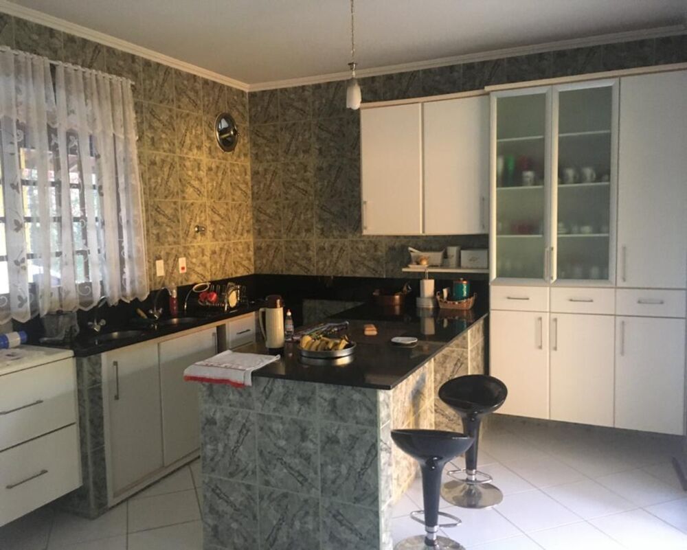 Chácara à venda com 4 quartos, 420m² - Foto 4