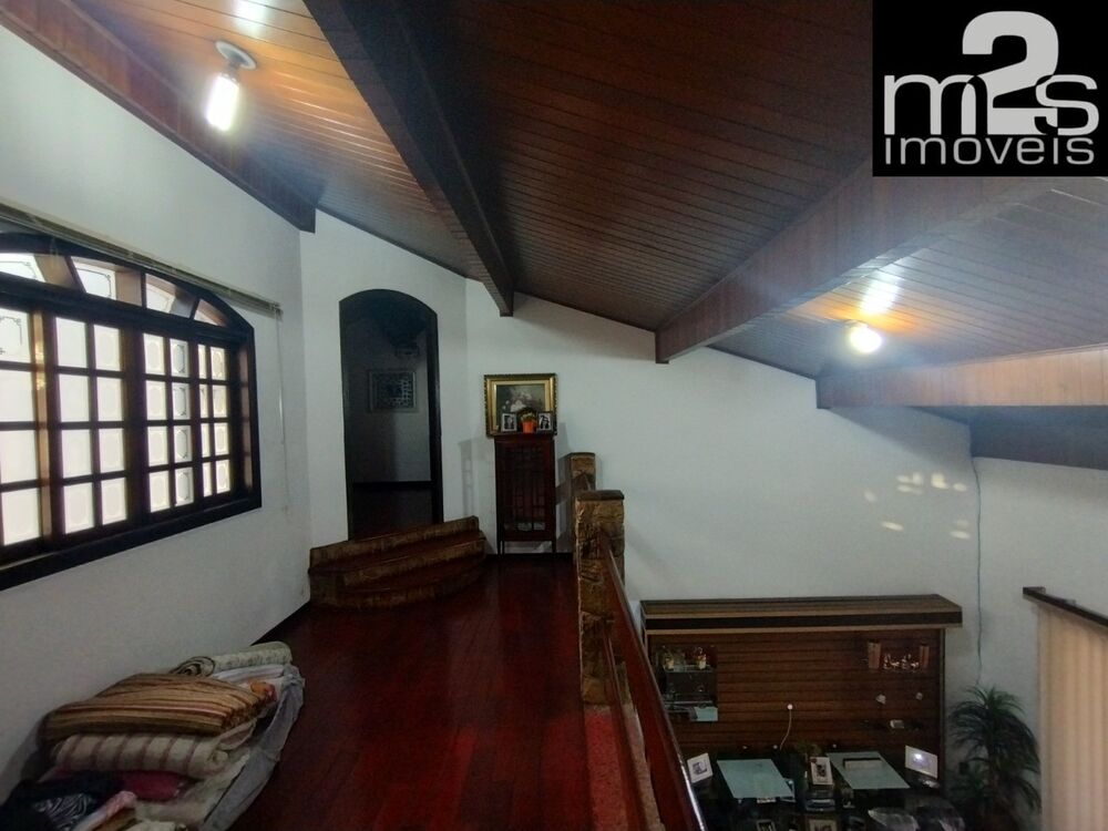 Casa, 7 quartos, 474 m² - Foto 1