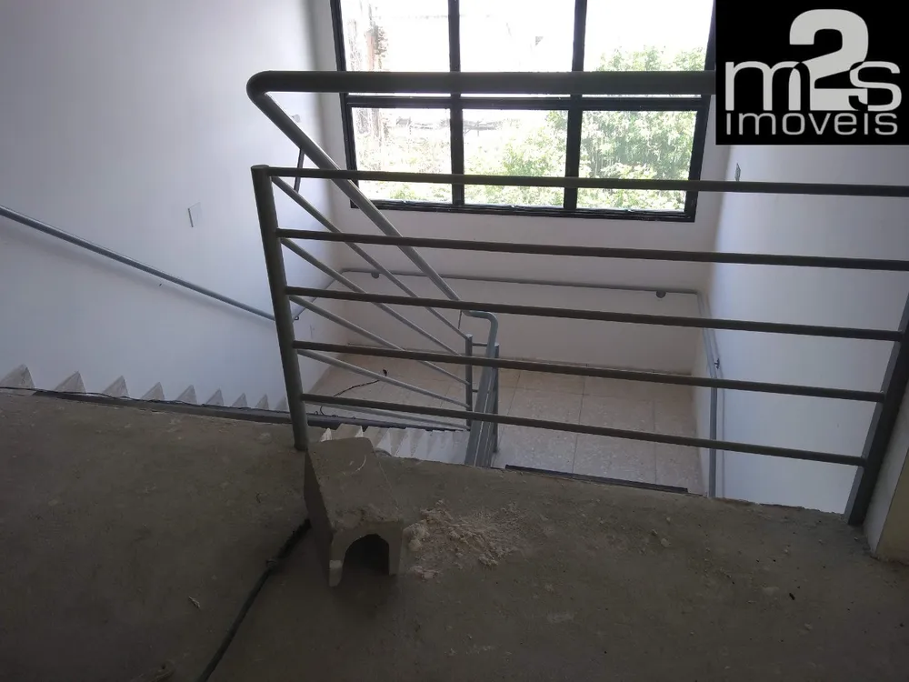 Loja-Salão, 1250 m² - Foto 1