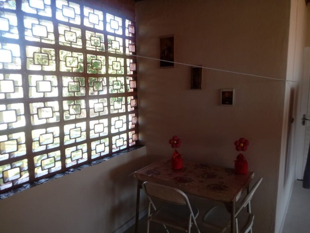 Casa, 5 quartos, 210 m² - Foto 1