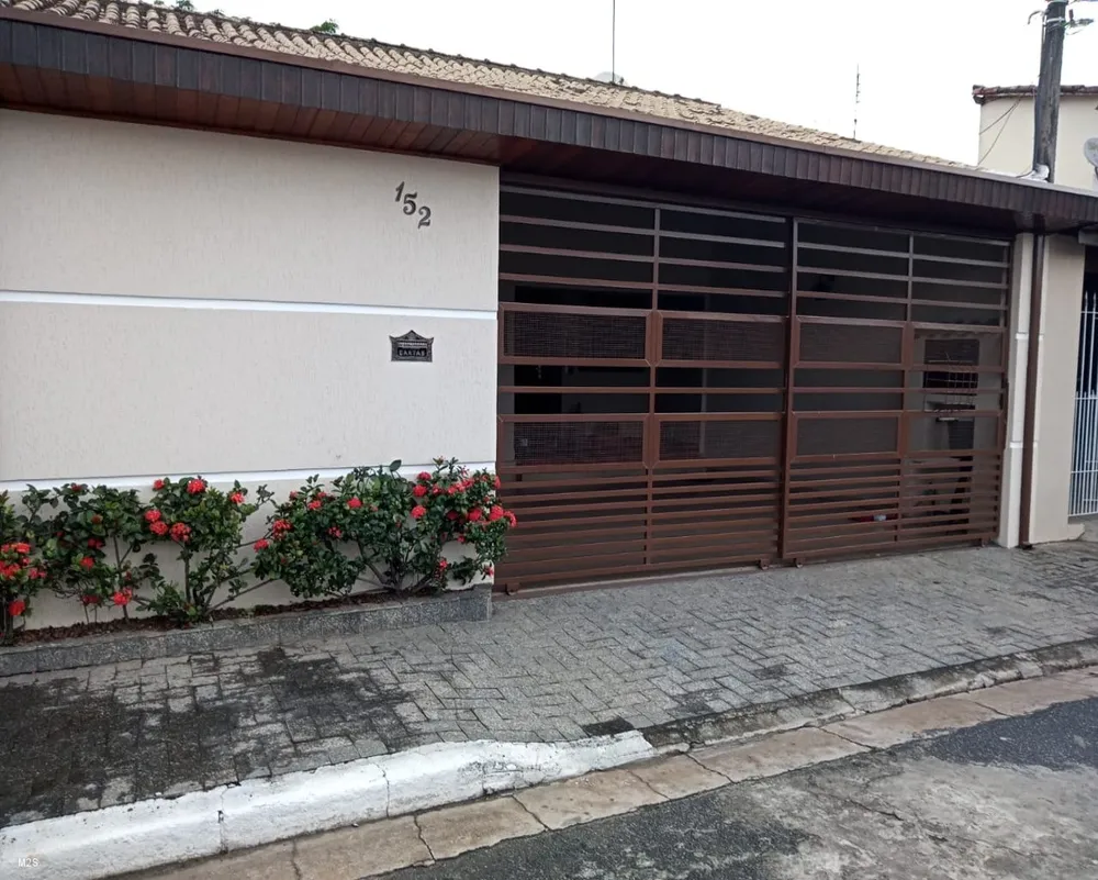 Casa, 5 quartos, 210 m² - Foto 1
