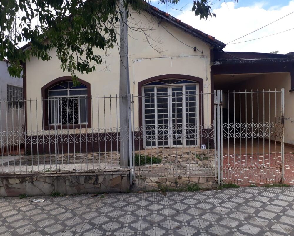 Casa, 5 quartos, 227 m² - Foto 2