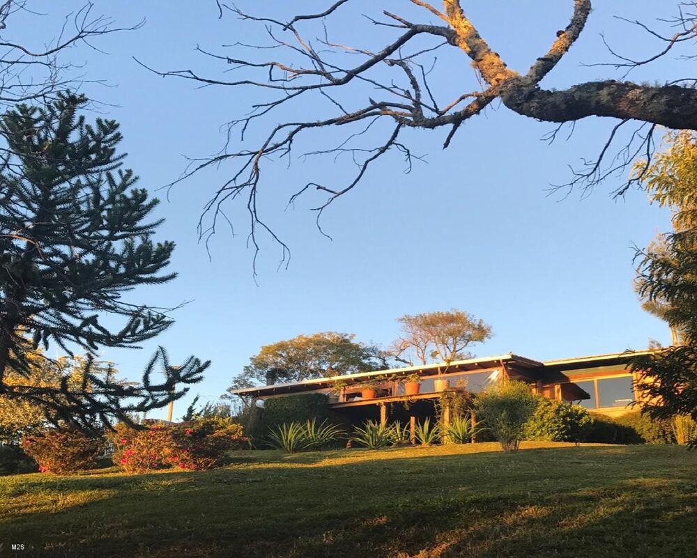Sítio à venda com 5 quartos, 550m² - Foto 3