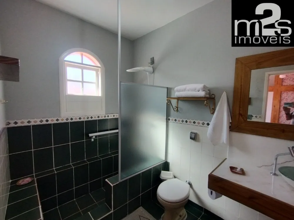 Chácara, 10 quartos, 2400 m² - Foto 11