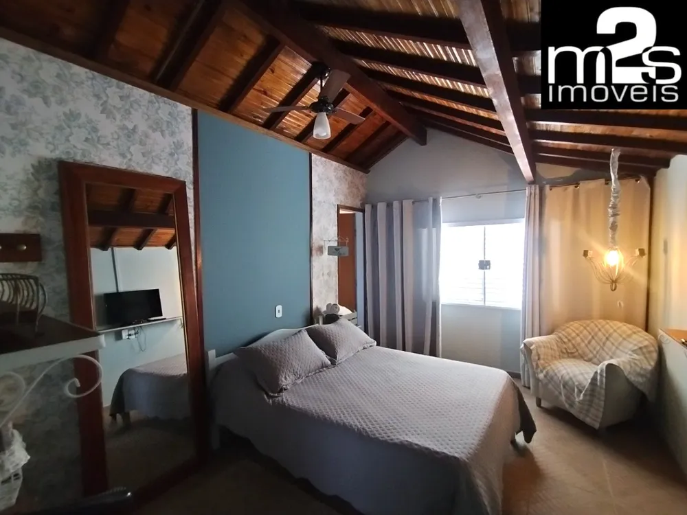 Chácara, 10 quartos, 2400 m² - Foto 14