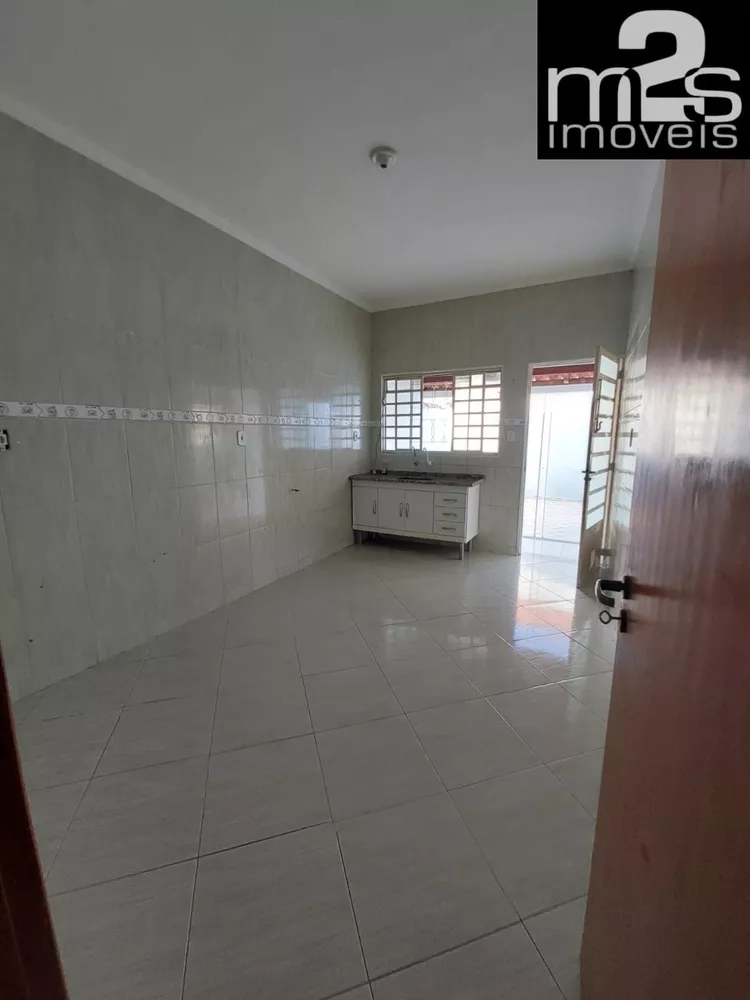 Casa à venda com 2 quartos, 100m² - Foto 5