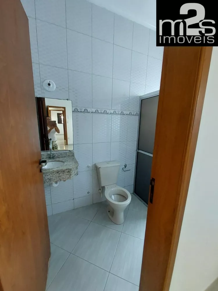 Casa à venda com 2 quartos, 100m² - Foto 11