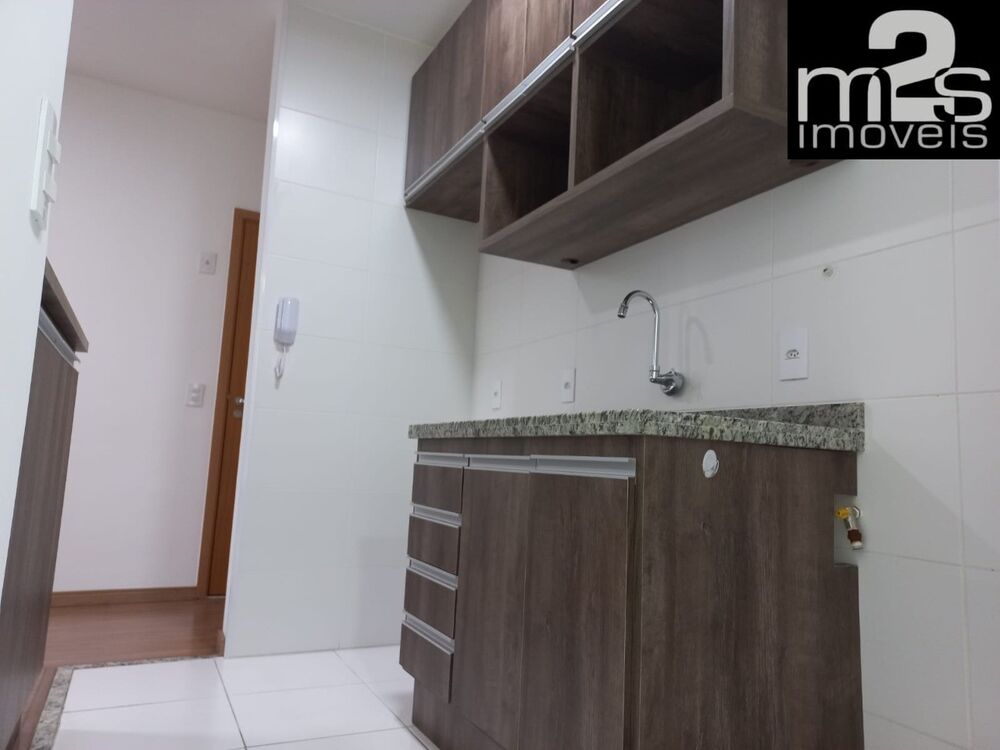 Apartamento à venda com 2 quartos, 69m² - Foto 3