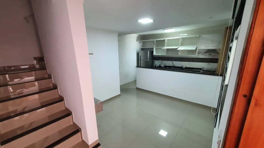 Casa, 2 quartos, 76 m² - Foto 1