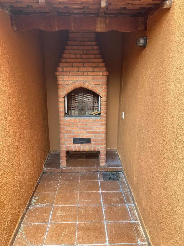 Casa, 4 quartos, 211 m² - Foto 2