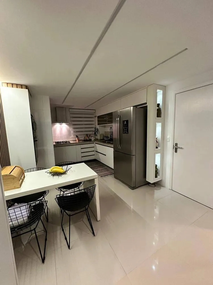 Apartamento, 3 quartos, 128 m² - Foto 1