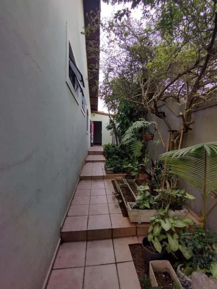 Casa, 3 quartos, 290 m² - Foto 2