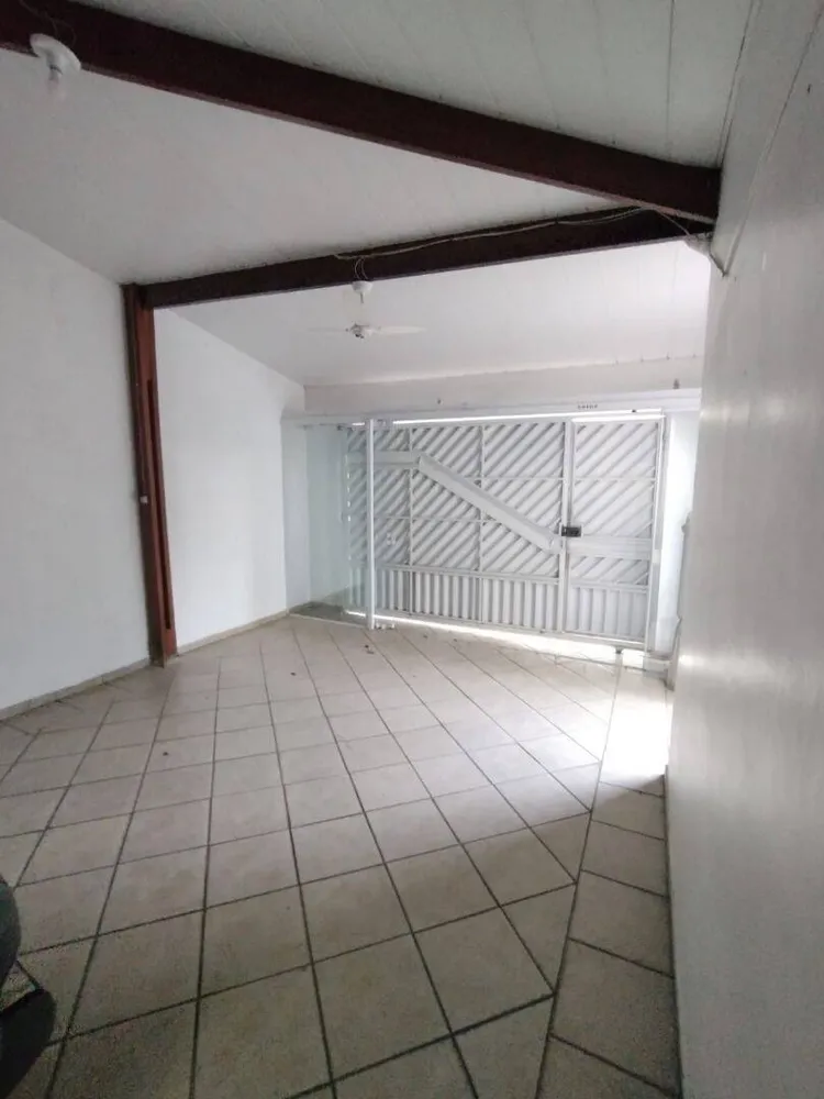 Casa, 3 quartos, 290 m² - Foto 3