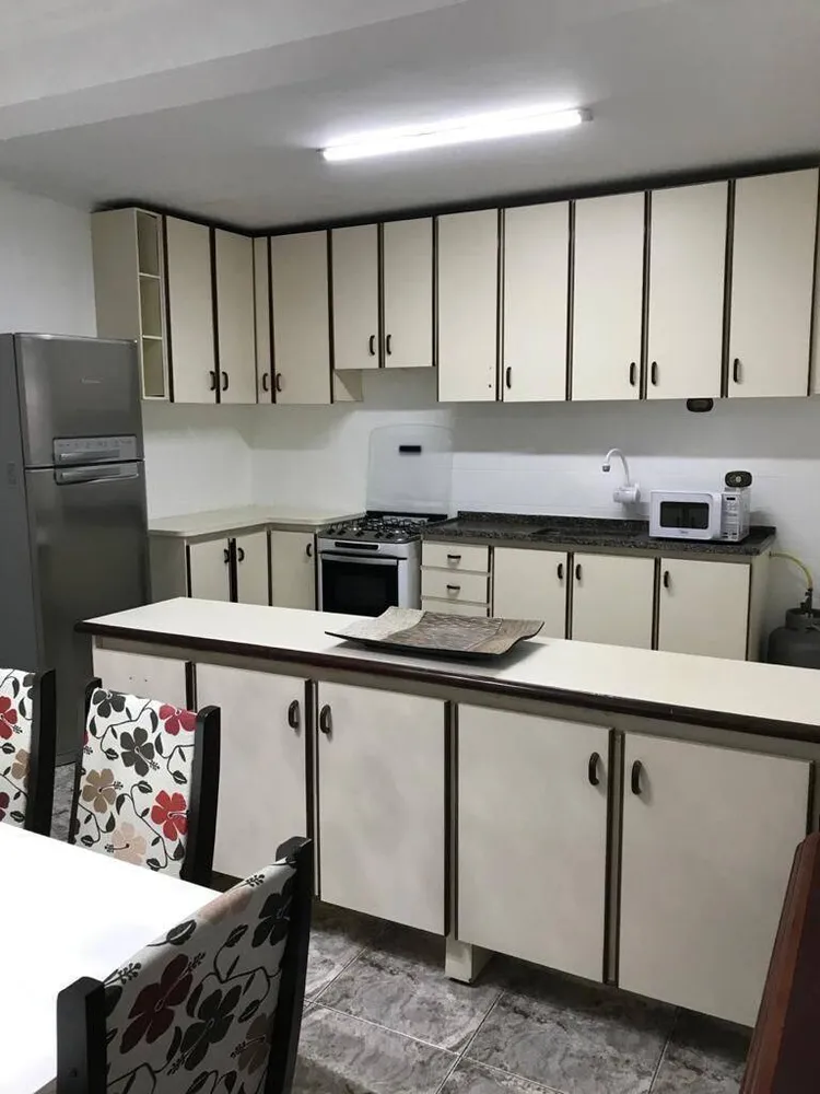 Sobrado, 3 quartos, 199 m² - Foto 1
