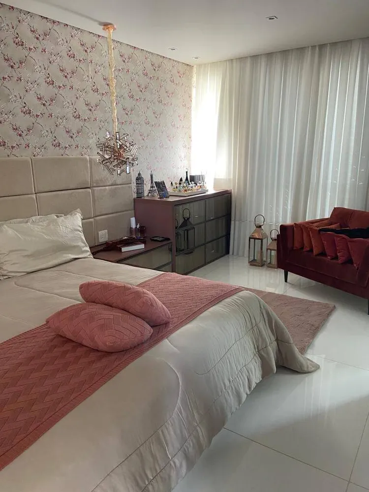 Cobertura, 3 quartos, 227 m² - Foto 2