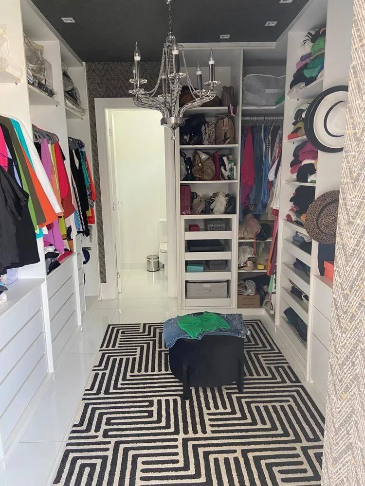 Cobertura, 3 quartos, 227 m² - Foto 1