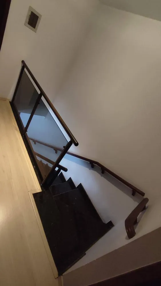 Casa, 3 quartos, 219 m² - Foto 2