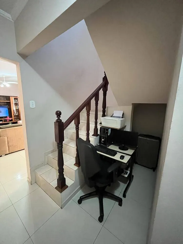 Casa, 3 quartos, 200 m² - Foto 2