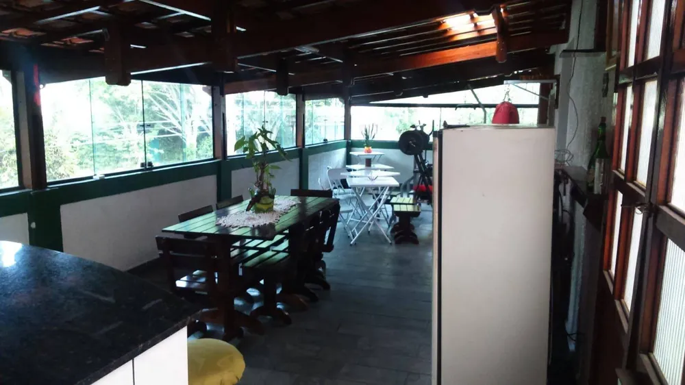 Sobrado, 3 quartos, 280 m² - Foto 1