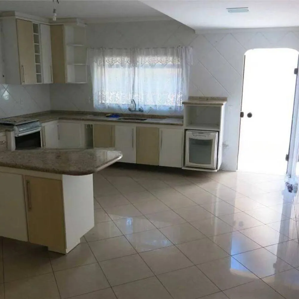 Sobrado, 3 quartos, 228 m² - Foto 4