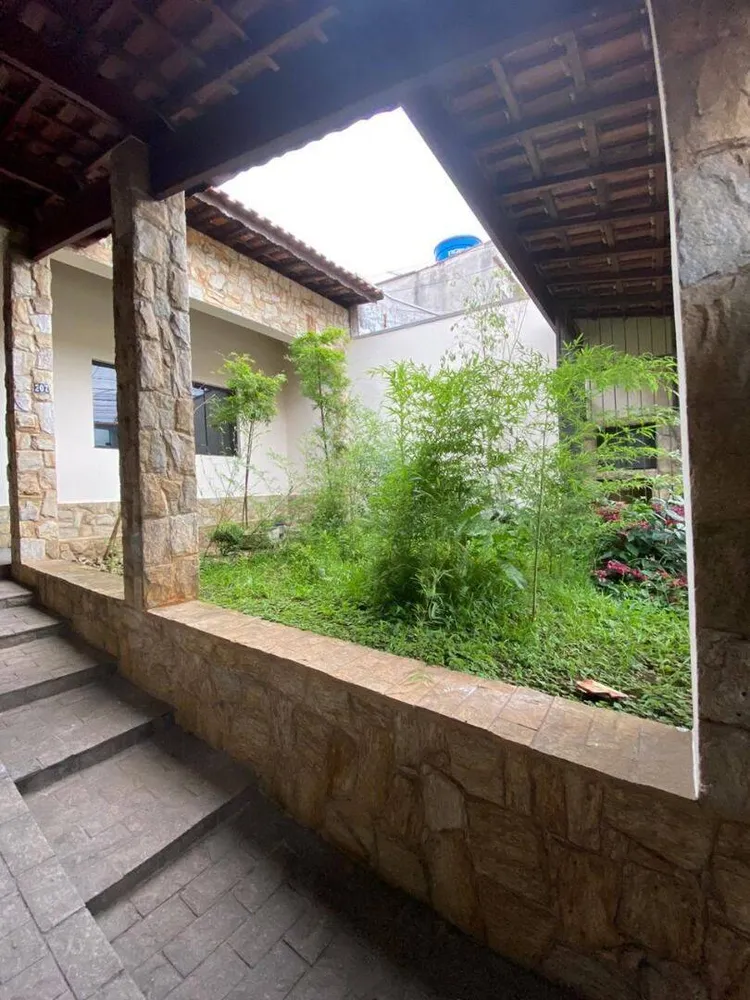 Casa, 3 quartos, 240 m² - Foto 8