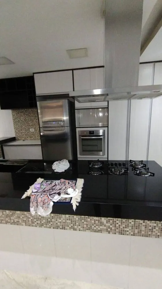 Sobrado, 3 quartos, 332 m² - Foto 1