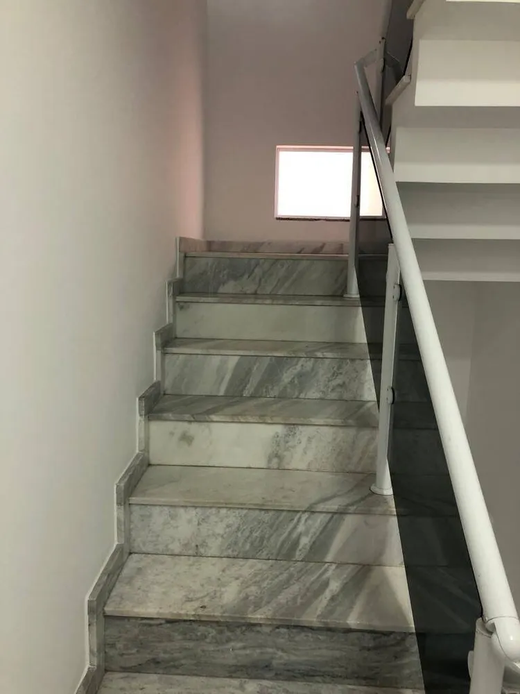 Sobrado, 4 quartos, 438 m² - Foto 2