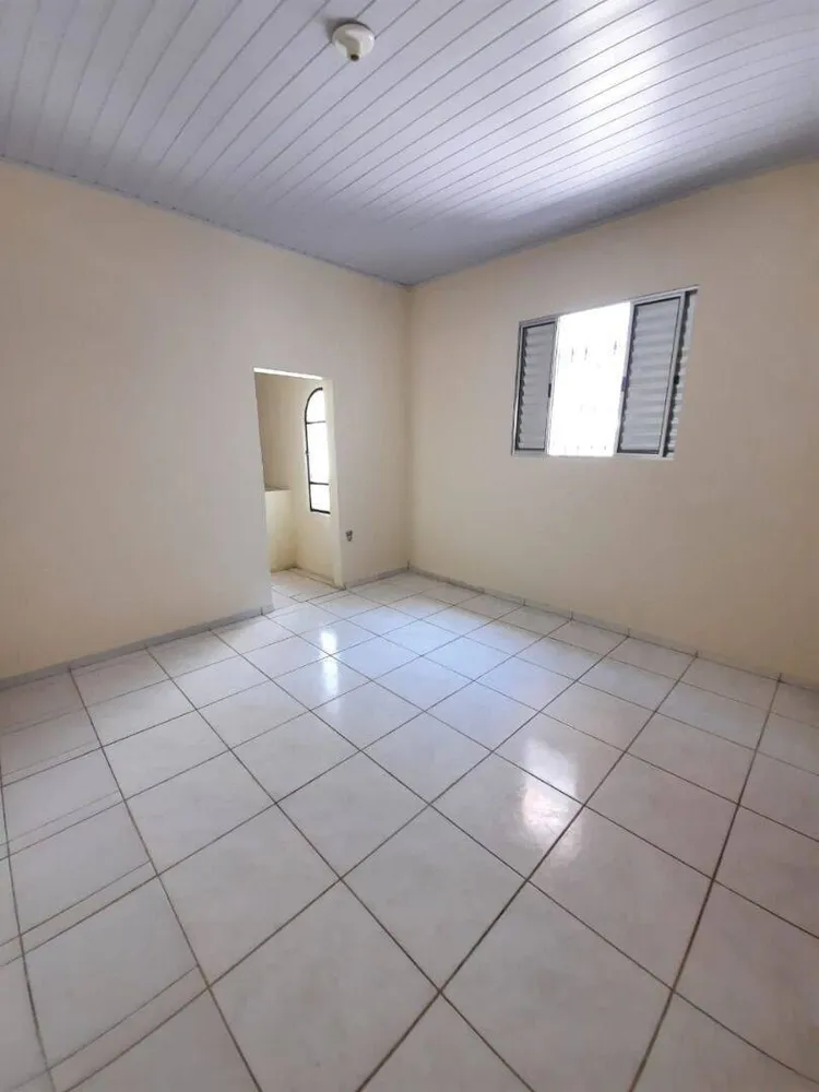 Casa, 1 quarto, 24 m² - Foto 2