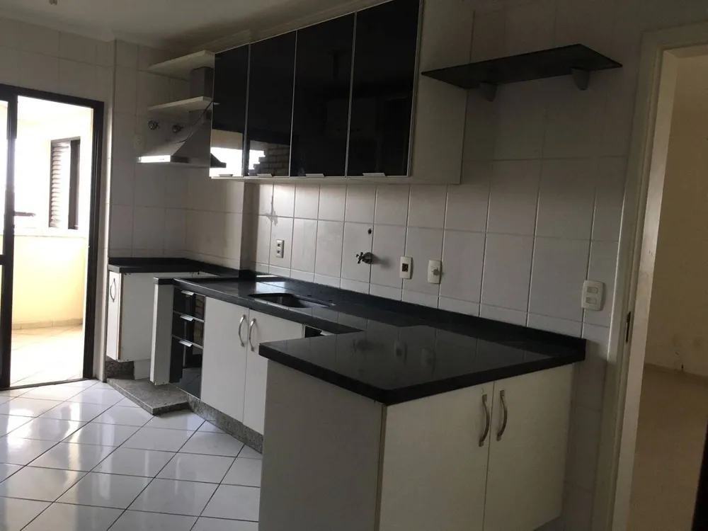 Apartamento, 3 quartos, 143 m² - Foto 3